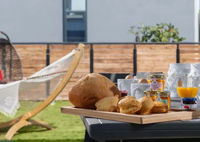 Willa Harmony Rhodes